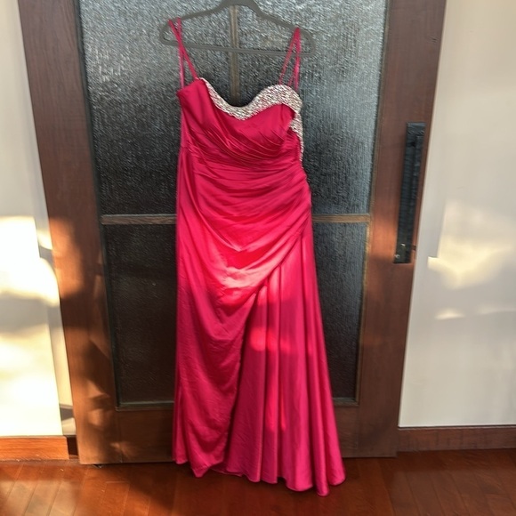 Mac Duggal Strapless Ruched Embellished Gem Gown Hot Pink Dress Size 10 - Picture 5 of 13